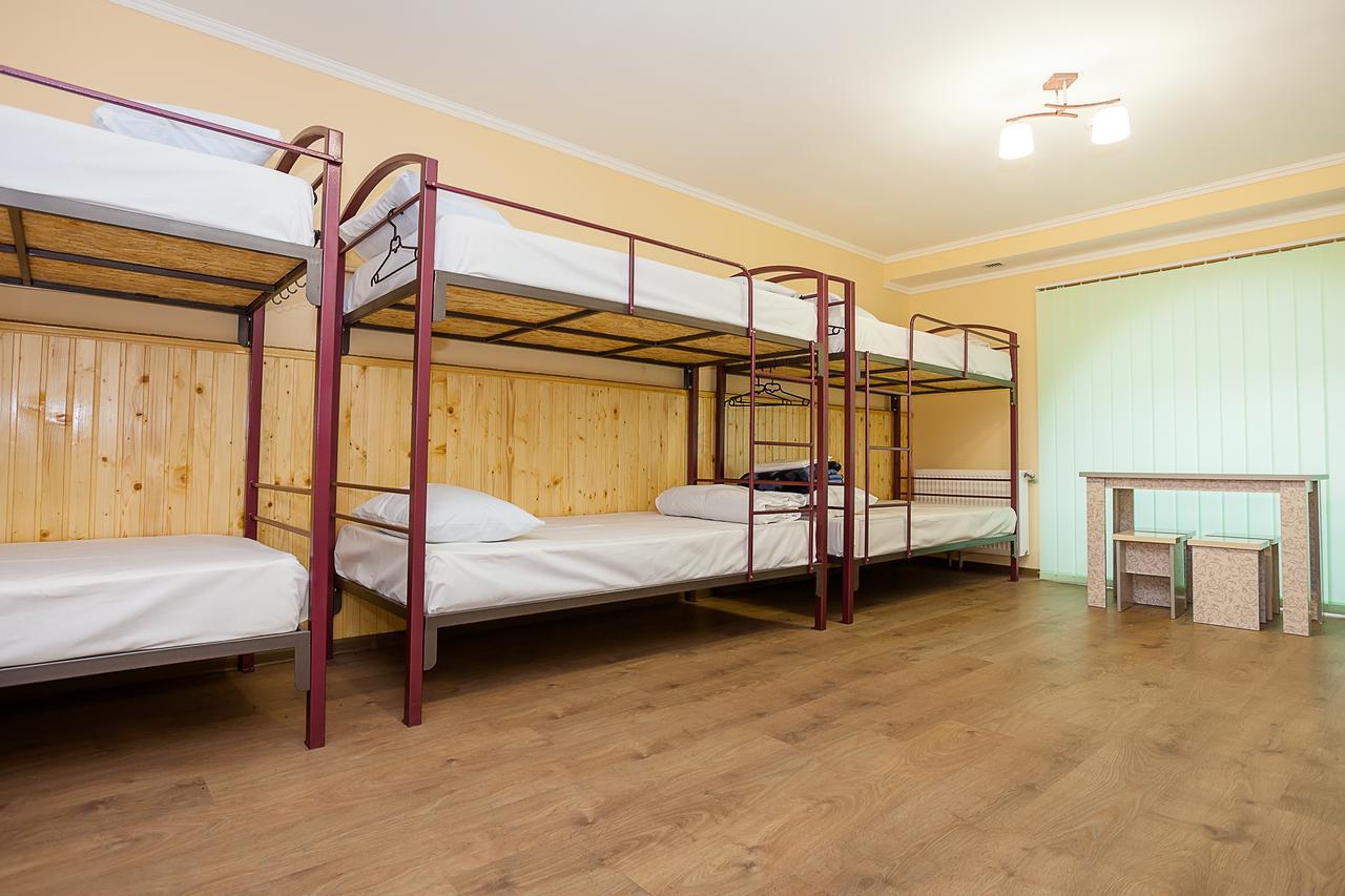 Tsentralnyi Hostel Ивано-Франковск Номер фото